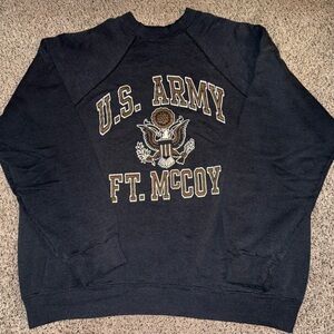 Vintage U.S. Army Ft. McCoy Black Crewneck Sweatshirt Medium/Large